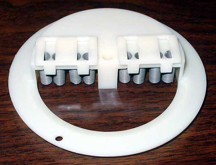 SHALLOW BRUSH HOUSING FOR NORTHWESTERN VENDORS - USED